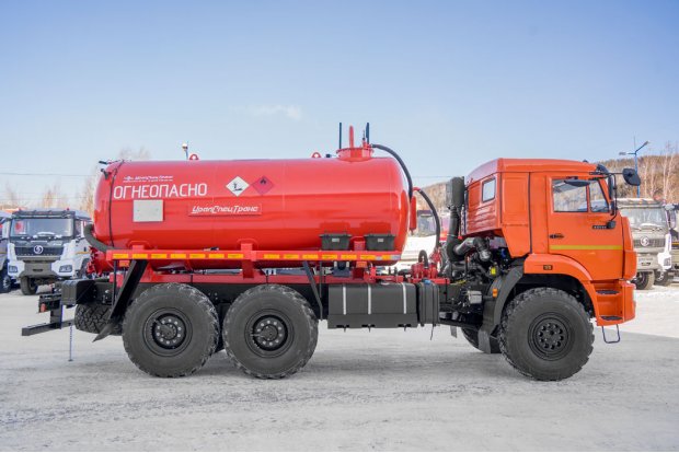 Автоцистерна вакуумная нефтепромысловая АКН-10 КО УСТ 5453 Камаз 43118 сп.м. доработка под ДОПОГ