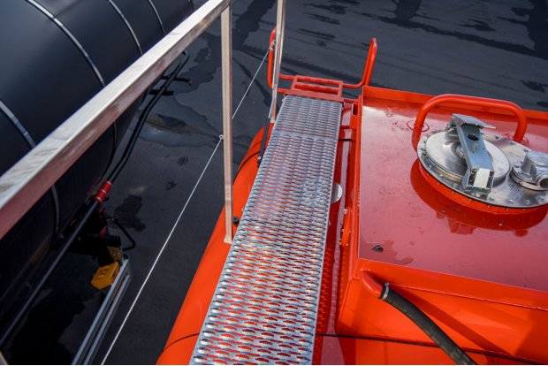 Площадка обслуживания цистерны