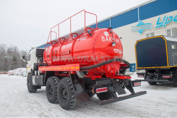 Вакуумная машина МВ-10 КО УСТ 5453 Камаз 43118-50, наружн. шпангоуты, сп. место
