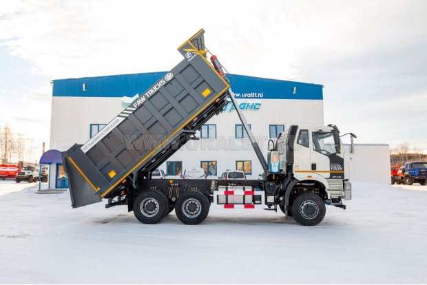 Автомобиль самосвал FAW СА3250
