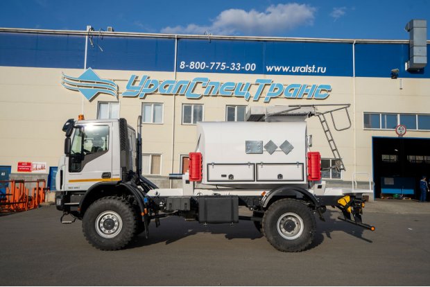 Автоцистерна специальная АЦВТ-6Н нерж ДОПОГ (ДПМ-6) IVECO-AMT EuroCargo 4х4