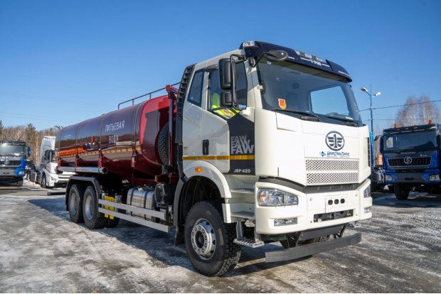  АЦПТ-18-3Н УСТ 5453 FAW 3250 (6х4) КБ 4800, насос, нерж/ЛКП