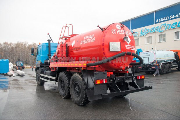 Автоцистерна АКН-10 ВК УСТ-5453 на шасси Урал 4320-80