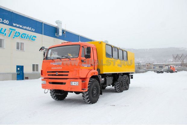 Автобус грузопассажирский ГПА УСТ 5453 (20+2) закр. Камаз 43118-50