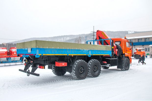 Бортовой Камаз 43118-46 с КМУ Palfinger PK-23500А