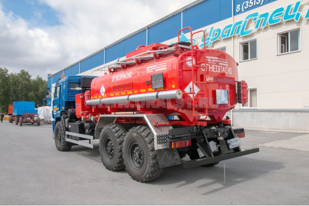 Автотопливозаправщик АТЗ-10Б