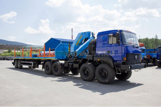 Седельный тягач Урал 8х8 с КМУ ИМ-320 УСТ-5453 + Полуприцеп контейнеровоз 35-31-12КБ УСТ-94651 со снятыми бортами