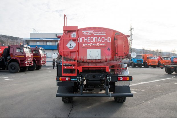 Автотопливозаправщик