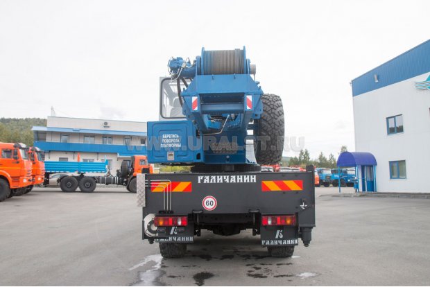 Автокран КС 55713-3В "Галичанин" Урал