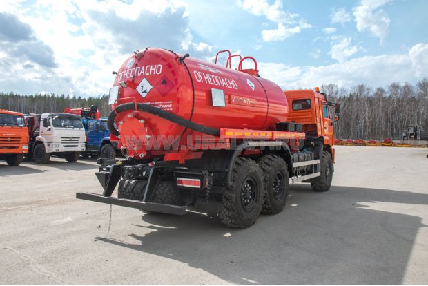 Автоцистерна вакуумная нефтепромысловая АКН-10 ВК УСТ 5453A3-60 Камаз 43118-50, сп.м. доработка под ДОПОГ