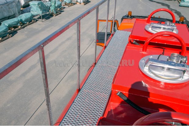 Площадка обслуживания цистерны