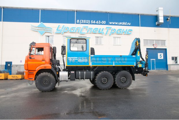 Грузопассажирский автомобиль УСТ Камаз ГПА с КМУ ИМ-150