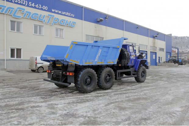 Самосвал Урал 58312А (55571)