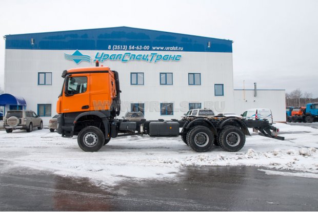 Шасси Mercedes-Benz 3345А