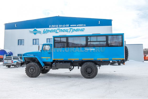 Автобус вахтовый Урал 32552-0013-61Е5