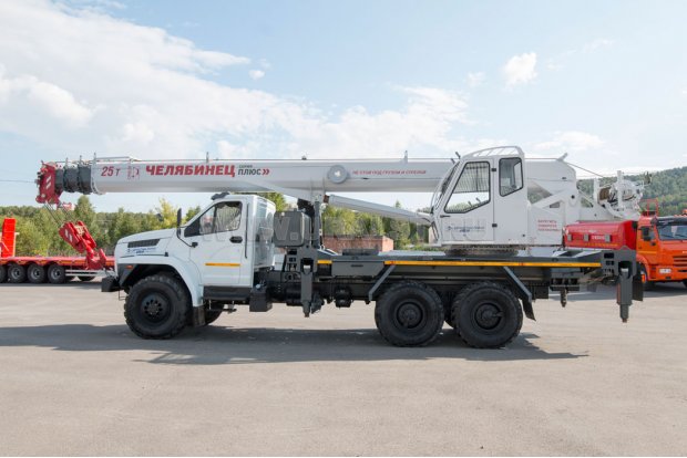 Автокран КС 55732-25-33 "Челябинец" Урал NEXT 4320-6951-72
