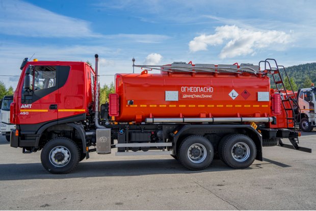 Автотопливозаправщик АТЗ-17-2 два отсека, УВТ-40, УСТ 5453, АМТ N.V. 632910 (6х6) ДОПОГ
