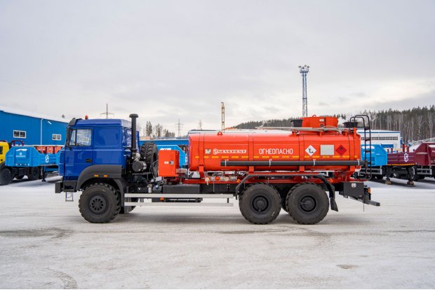 Автотопливозаправщик АТЗ-12 Урал 4320