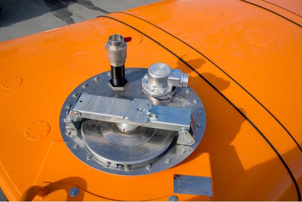 Заливная горловина