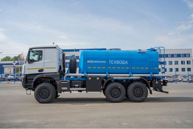 Автоцистерна для технической воды АЦВ-20