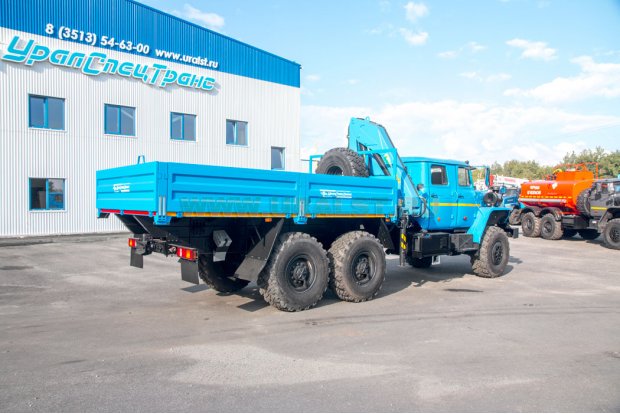 Бортовой с КМУ ИМ-150 УСТ 5453 Урал 4320-1951-60 сдвоенная кабина