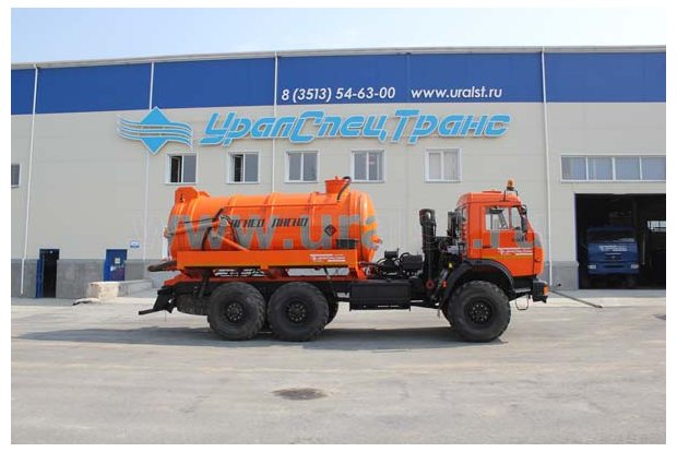 Нефтепромысловая автоцистерна АКНС-10