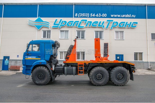 Трубовоз на шасси Камаз