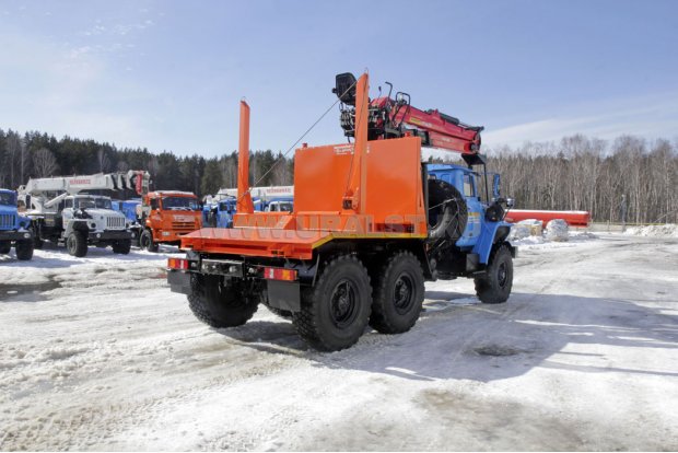 Лесовоз с манипулятором Epsilon M100L97 УСТ 5453 Урал М 5557-60Е5