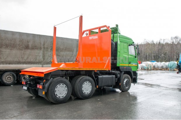 Лесовоз МАЗ 6430В9-1470-012