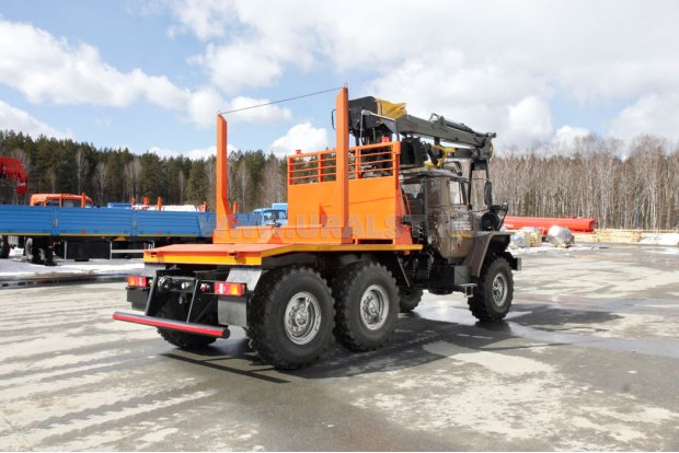 Лесовоз с ГМ ОМТЛ-97 УСТ 5453 Урал М 5557-72Е5