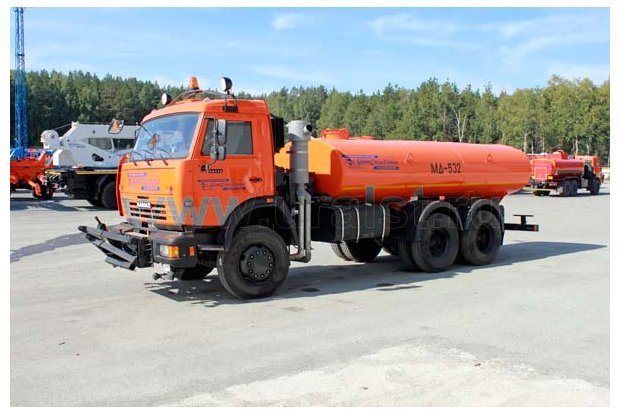 Машина уборочная МД-532-03