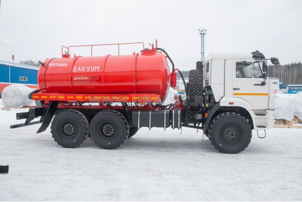 Вакуумная машина МВ-10 КО УСТ 5453 Камаз 43118-50, наружн. шпангоуты, сп. место