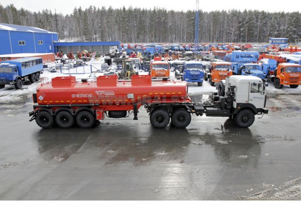 Полуприцеп-цистерна для ГСМ ППЦ 26-32Л-3НУ (BPW) УСТ-94651