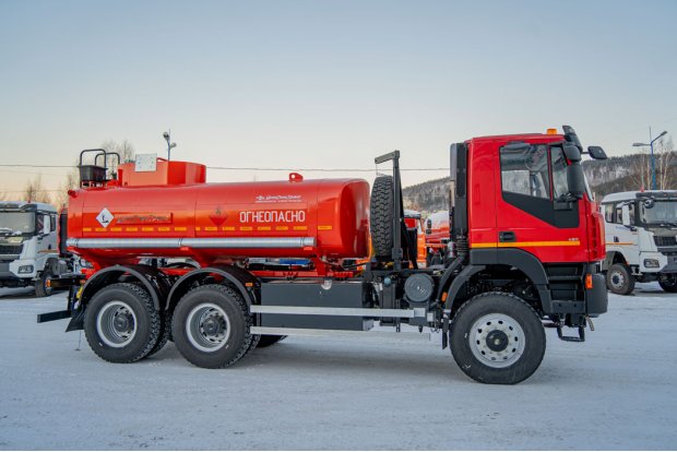 Автотопливозаправщик АТЗ 11Б УСТ 5453 АМТ N.V. 632910 (6х6) ДОПОГ
