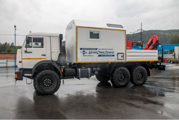 Фургон Камаз Передвижная авторемонтная мастерская (маслостанция)