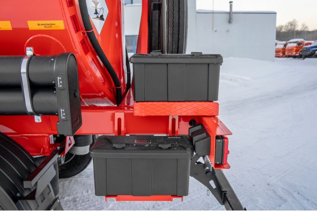 Ящики для песка и кошмы