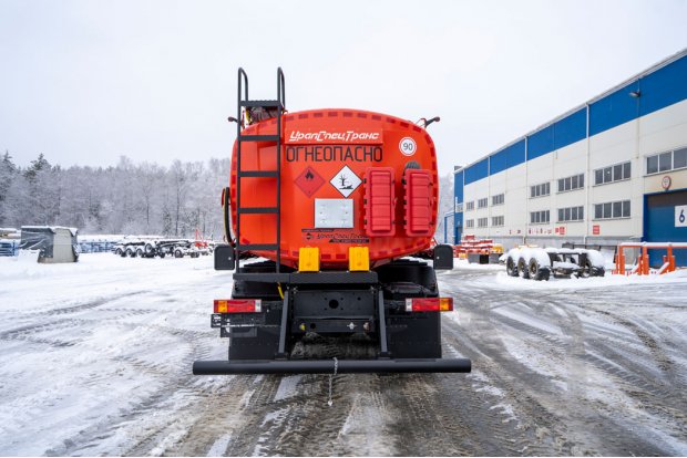АТЗ-18-2 (9+9), УВТ-40, УСТ 5453, SHACMAN (ШАКМАН) SX32586V384 6х4