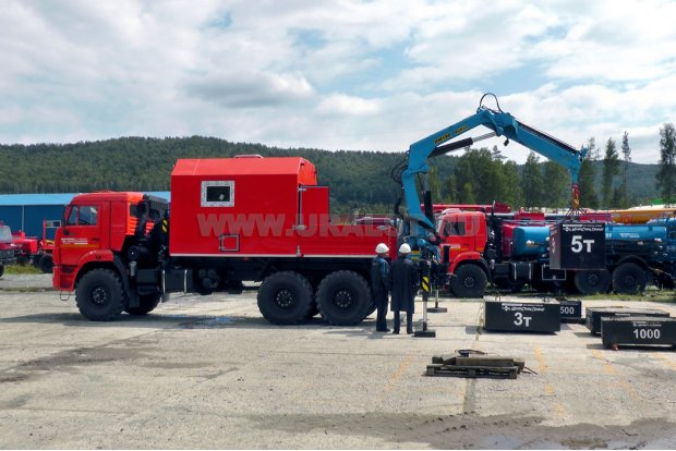 ПАРМ Камаз с грузовой платформой с КМУ ИМ-180 УСТ-5453