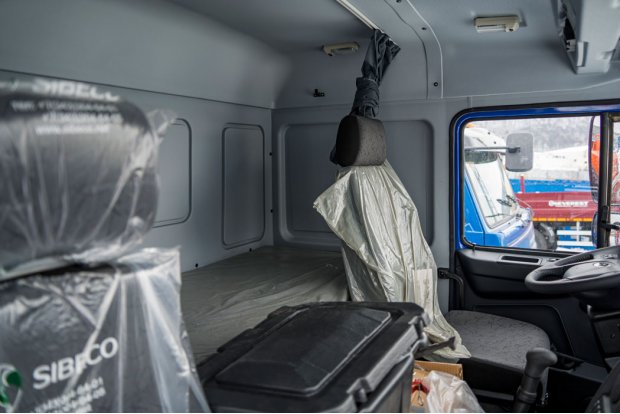 Спальное место в кабине водителя