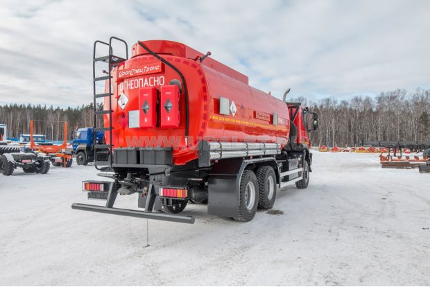 Автотопливозаправщик АТЗ-22-2 УСТ 5453 IVECO-AMT TRAKKER AТ380T45W база 4500