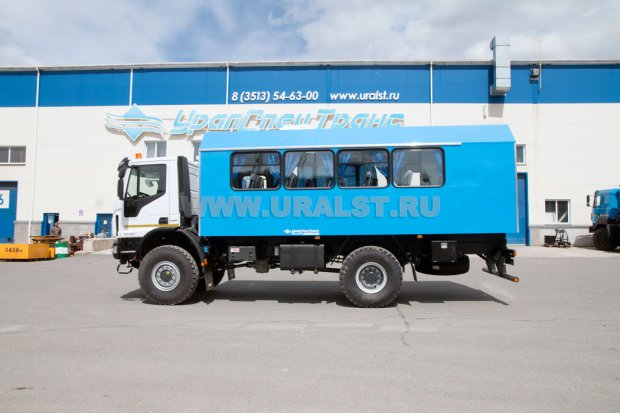 Вахтовый автобус IVECO-AMT 423900