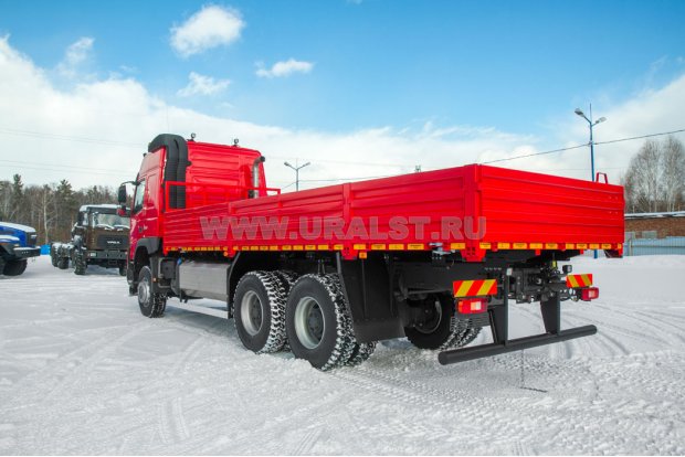 Автомобиль бортовой Контейнеровоз Volvo FM 6x6 