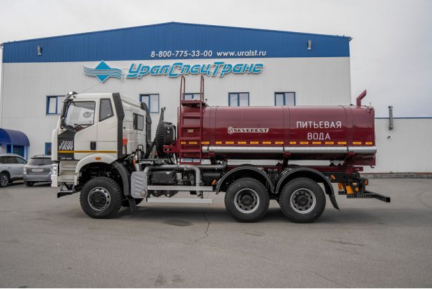 Автоцистерна для питьевой воды АЦПТ-10НО FAW 3250 (6х6) нерж/ЛКП