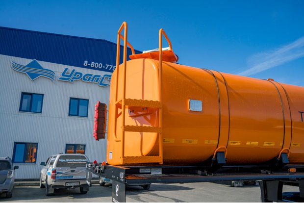 Лестница на площадку обслуживания цистерны