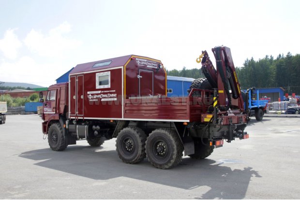 ПАРМ Камаз 43118-46 с грузовой платформой с КМУ ИМ-95 УСТ-5453