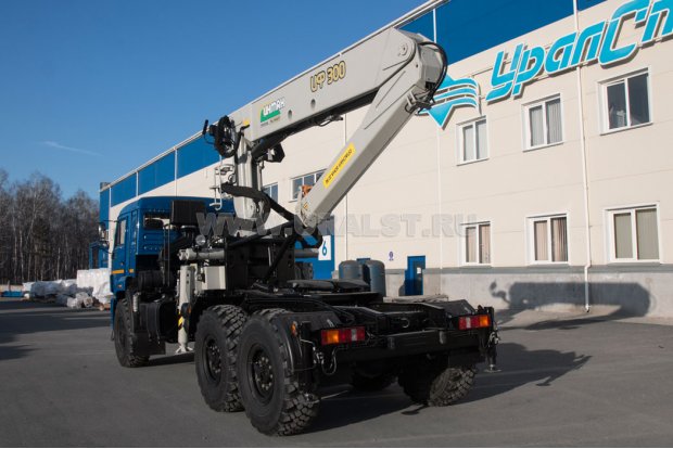 Седельный тягач с КМУ ИФ-300 УСТ 5453 Камаз 43118, сп.м