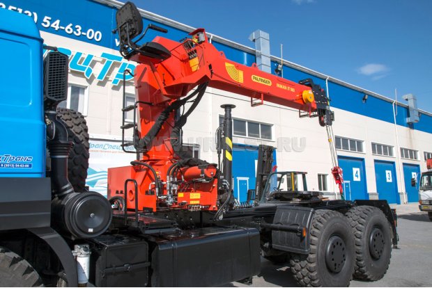 Седельный тягач с КМУ ИТ-180 (тросовый) УСТ 5453 Урал 63701К-1951