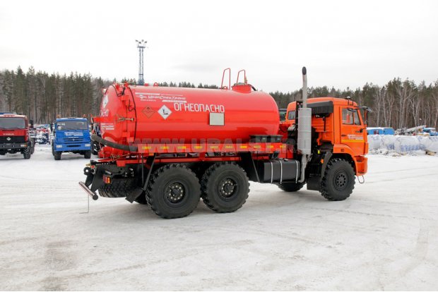 Автоцистерна нефтепромысловая АКН-10-ОД ВК