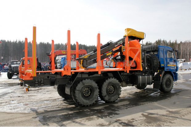 Сортиментовоз с ОМТЛ-97 Камаз 43118 (4400, CUMMINS 340, ZF)