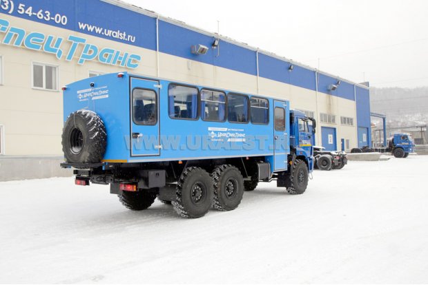 Автобус вахтовый 28+2 комфорт УСТ 5453 Камаз 5350-66(D5)